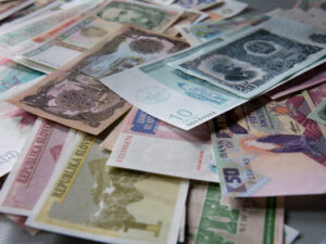 Paper Money of the World
